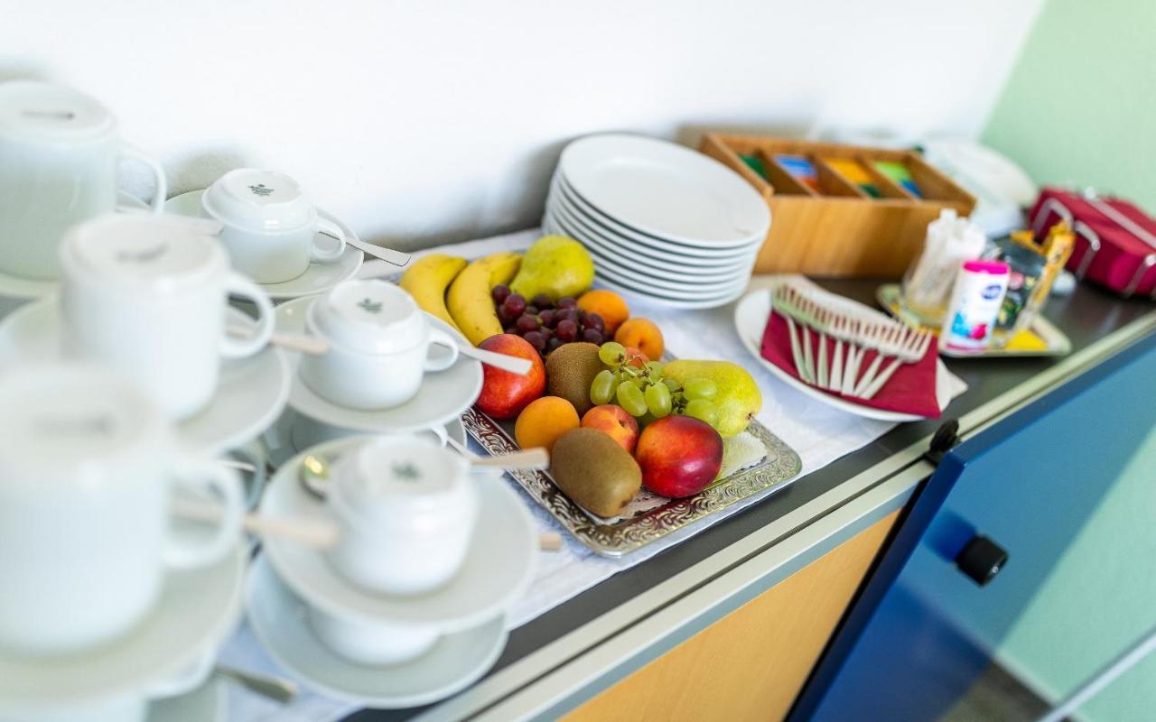 Hotel Neuhaus 3*